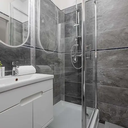 Apartamento Modern With Parking And Balcony By Renters *